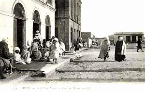 CA a- 042- Village negre